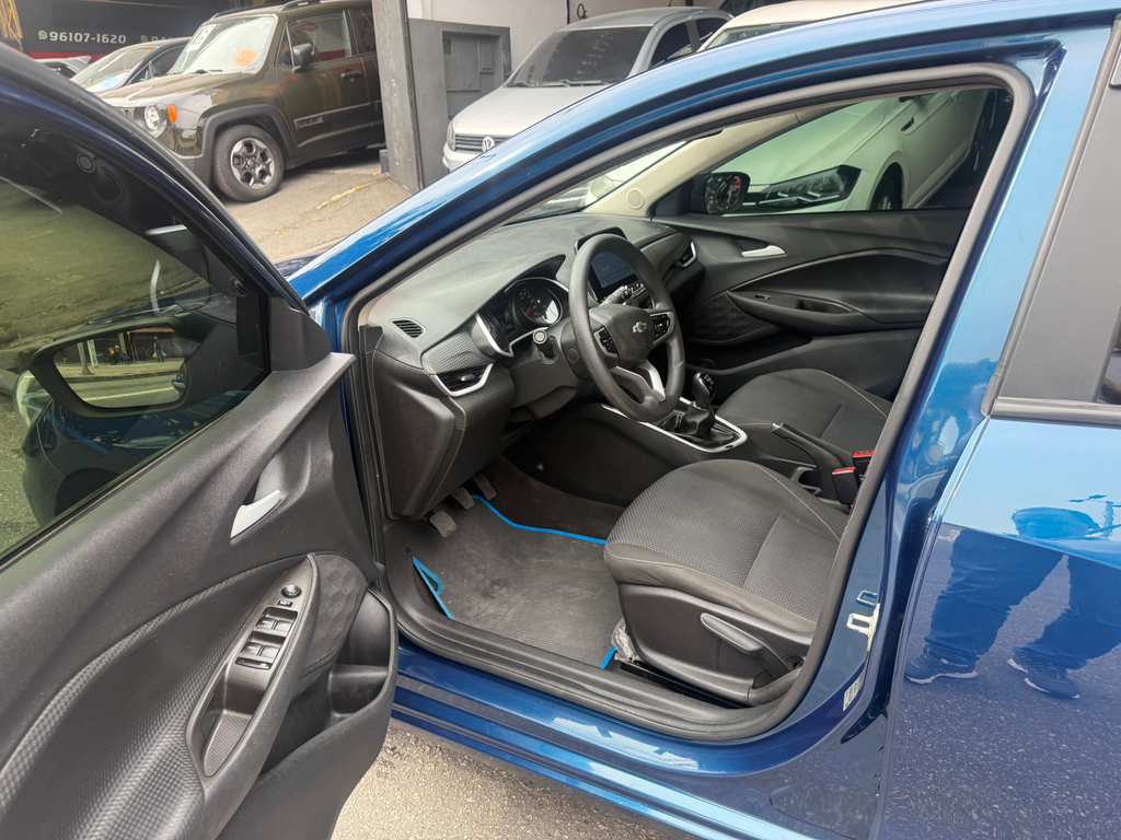 Chevrolet Onix Sedan Azul