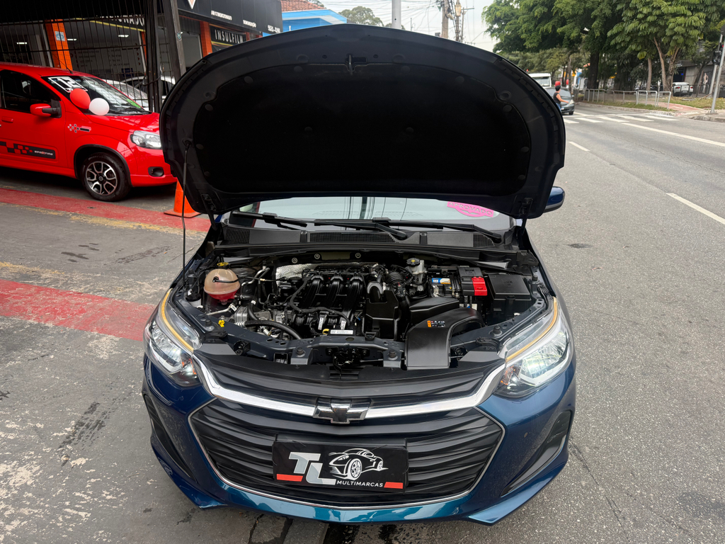 Chevrolet Onix Sedan Azul