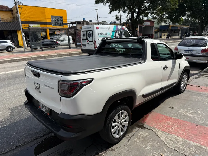 Fiat Strada Branco