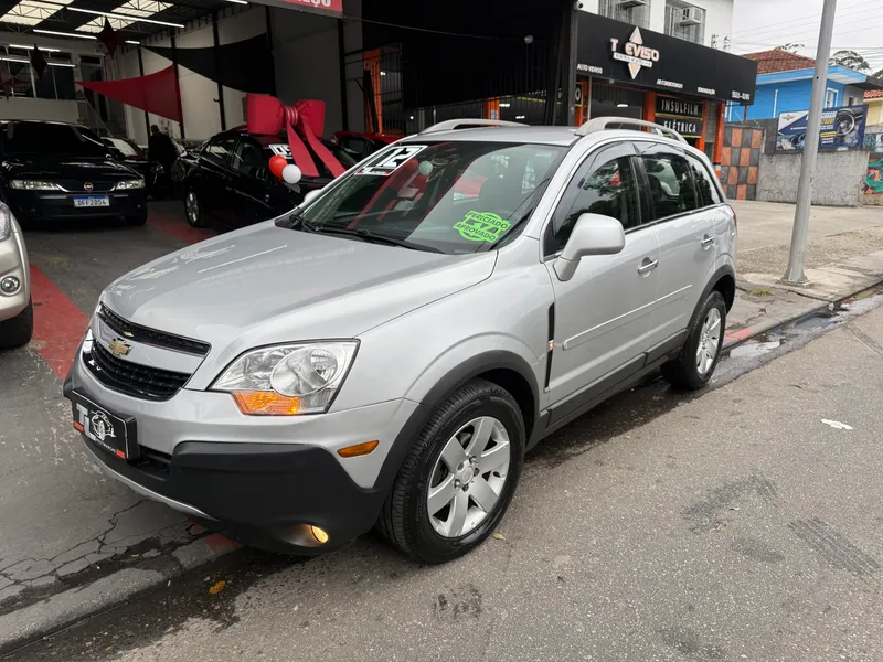 Chevrolet Captiva Prata