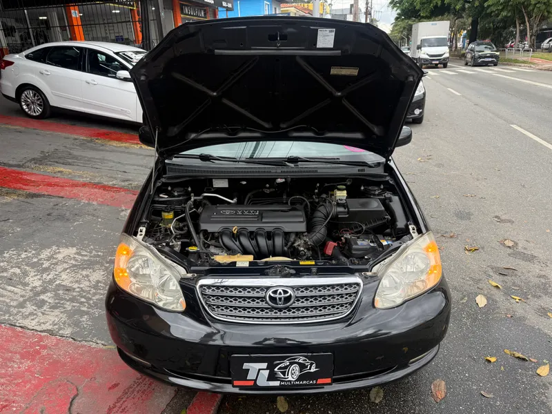 Toyota Corolla Preto