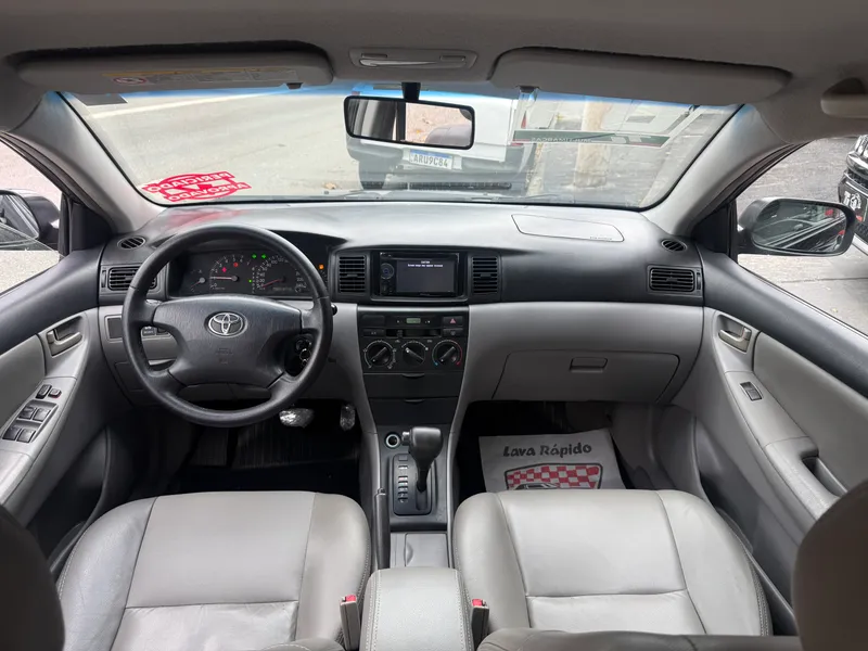 Toyota Corolla Preto