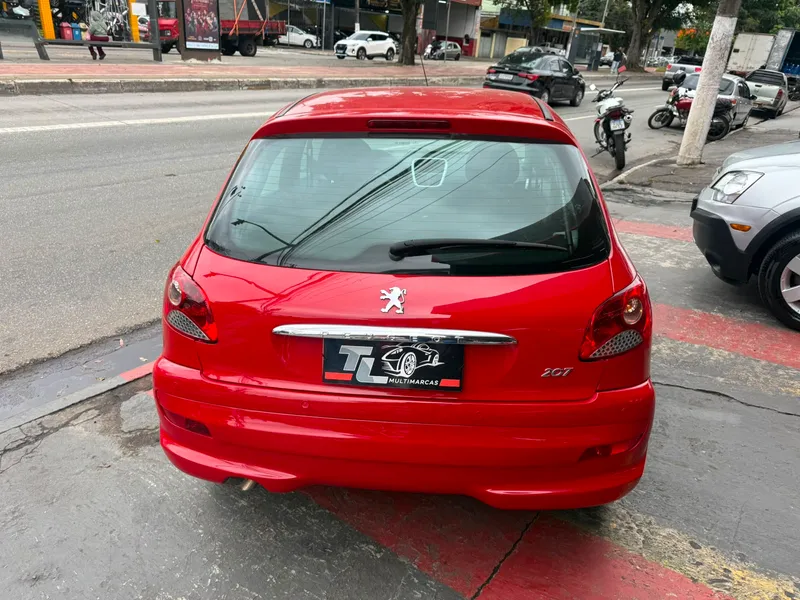 Peugeot 207 Vermelho