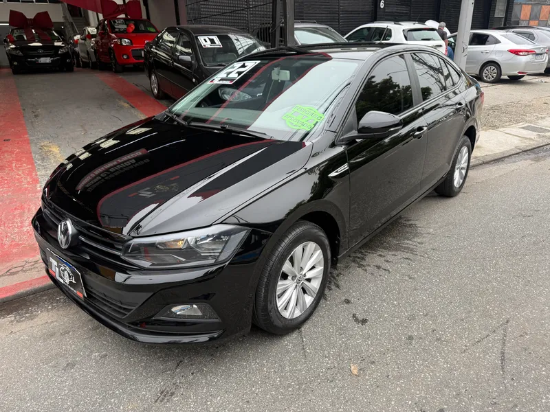 Volkswagen Virtus Preto