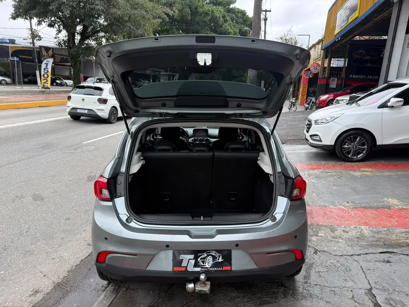 Fiat Argo Cinza