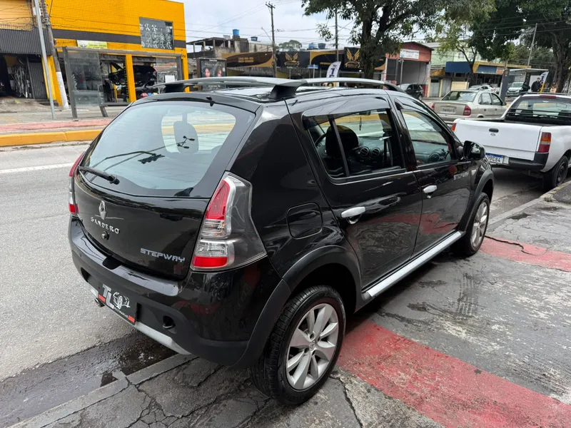 Renault Sandero Stepway Preto