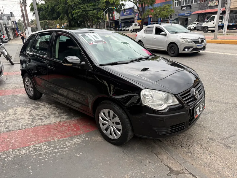 Volkswagen Polo Preto