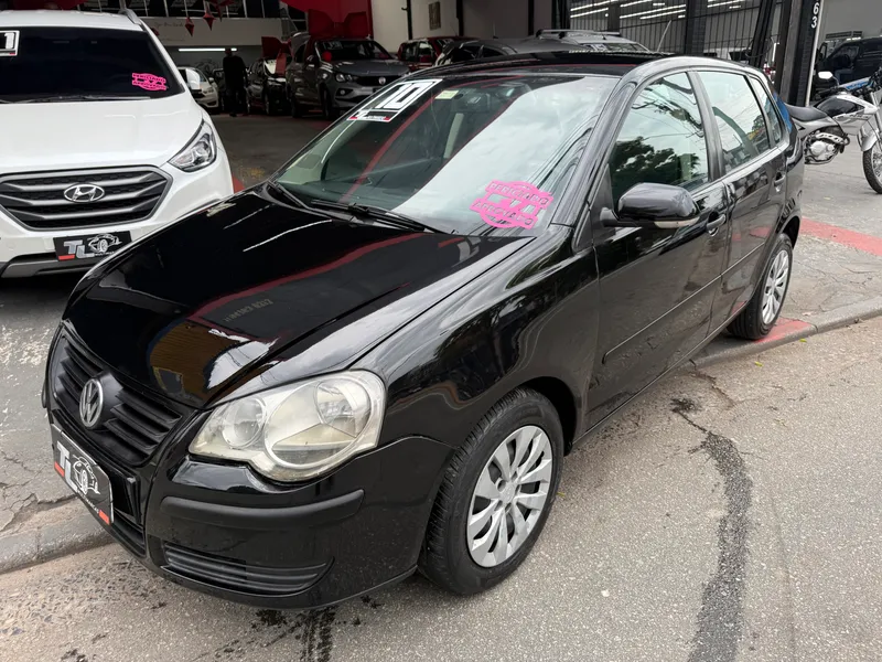 Volkswagen Polo Preto