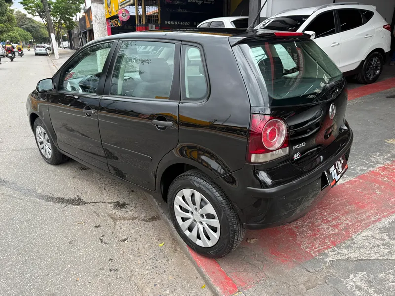 Volkswagen Polo Preto