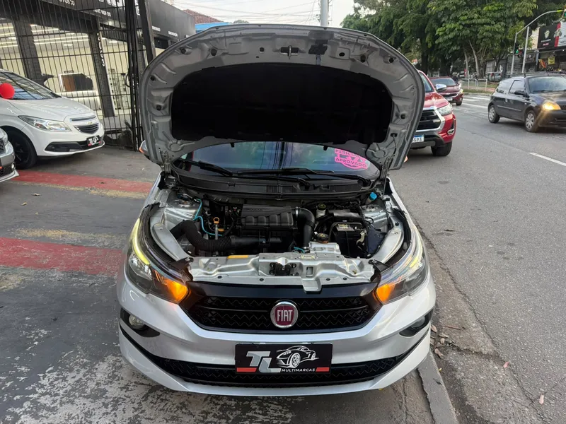 Fiat Cronos Prata