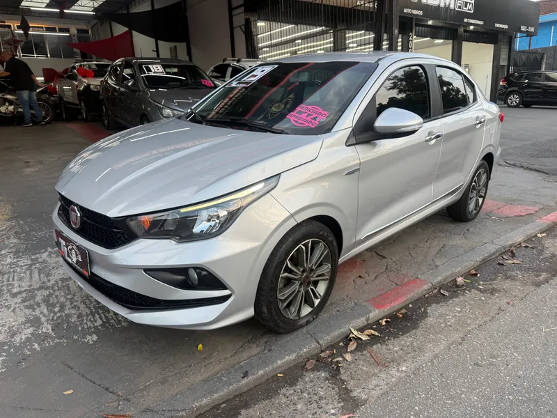 Fiat Cronos Prata