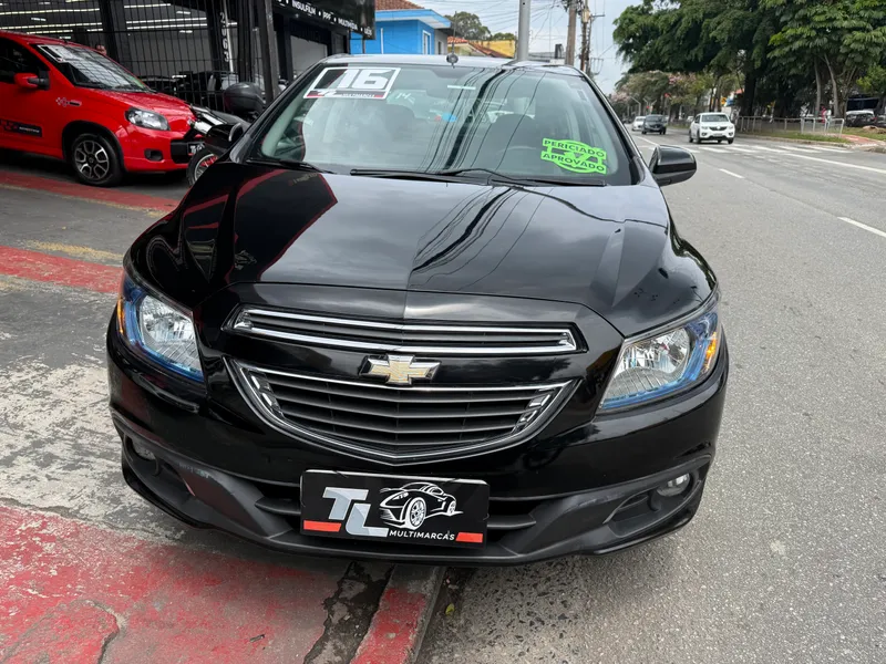 Chevrolet Prisma Preto