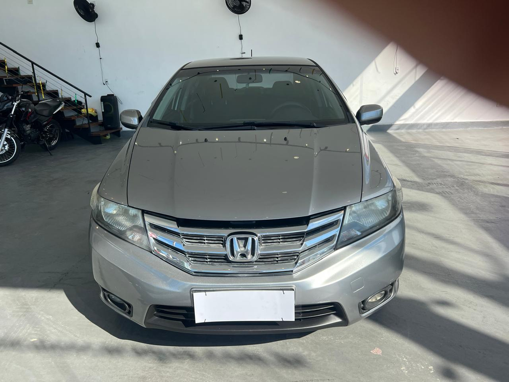 Honda City Cinza