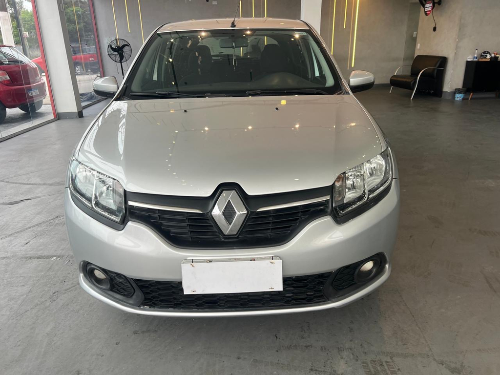 Renault Sandero Prata