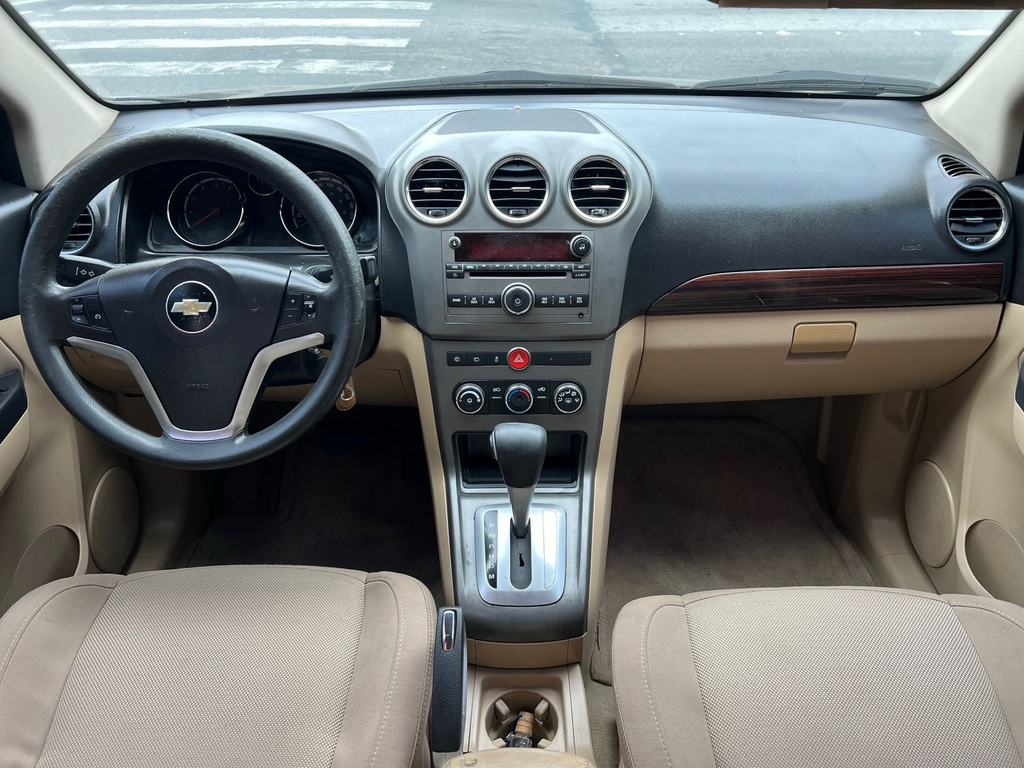 Chevrolet Captiva Preto