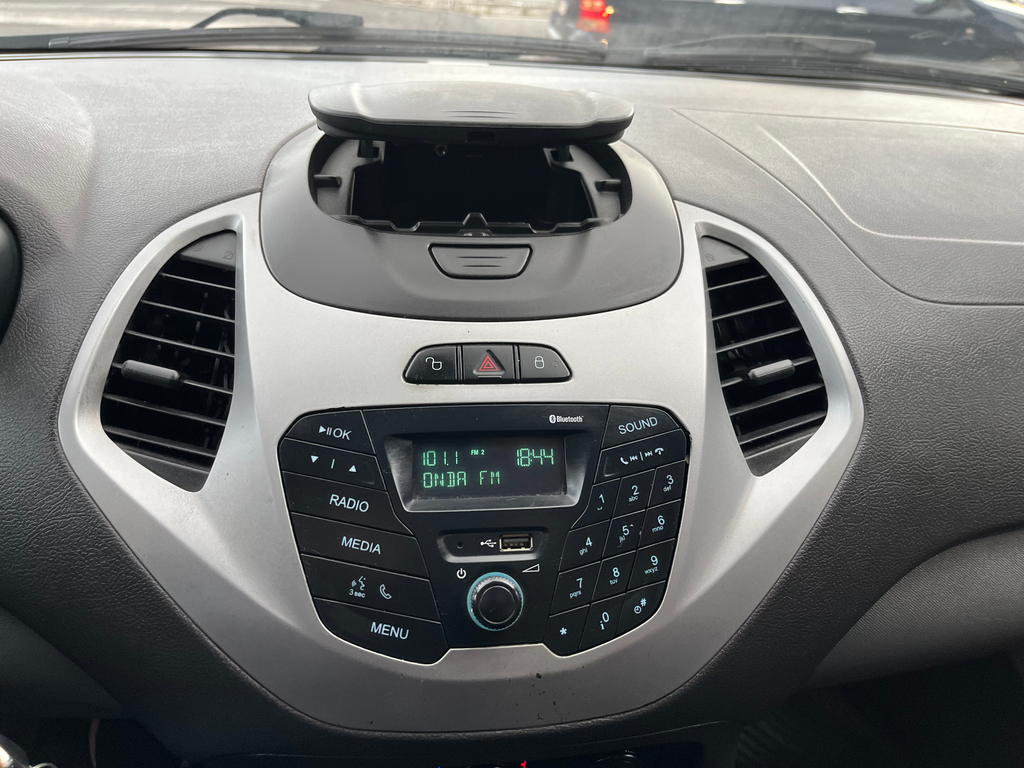 Ford Ka Hatch Preto
