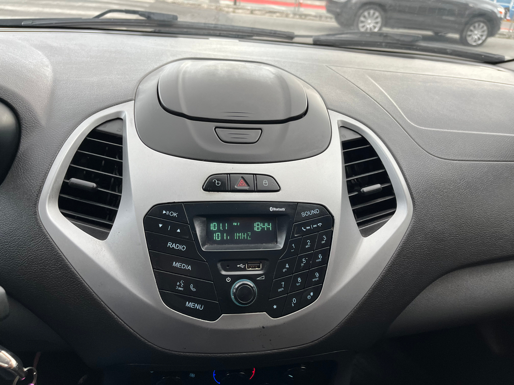 Ford Ka Hatch Preto