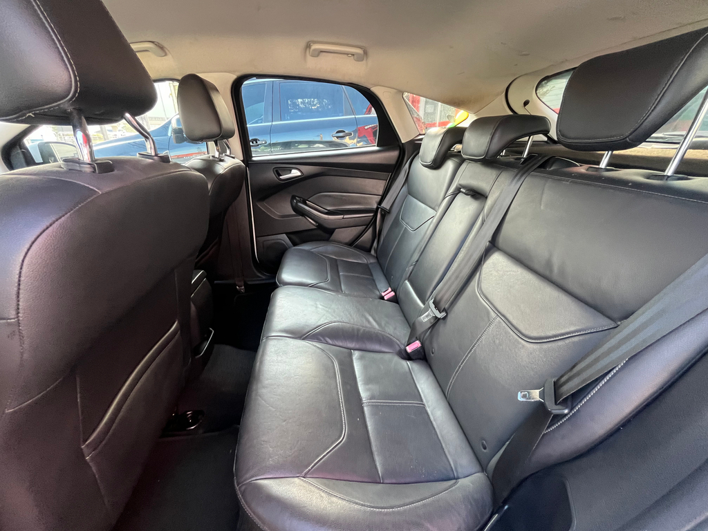 Ford Focus Branco
