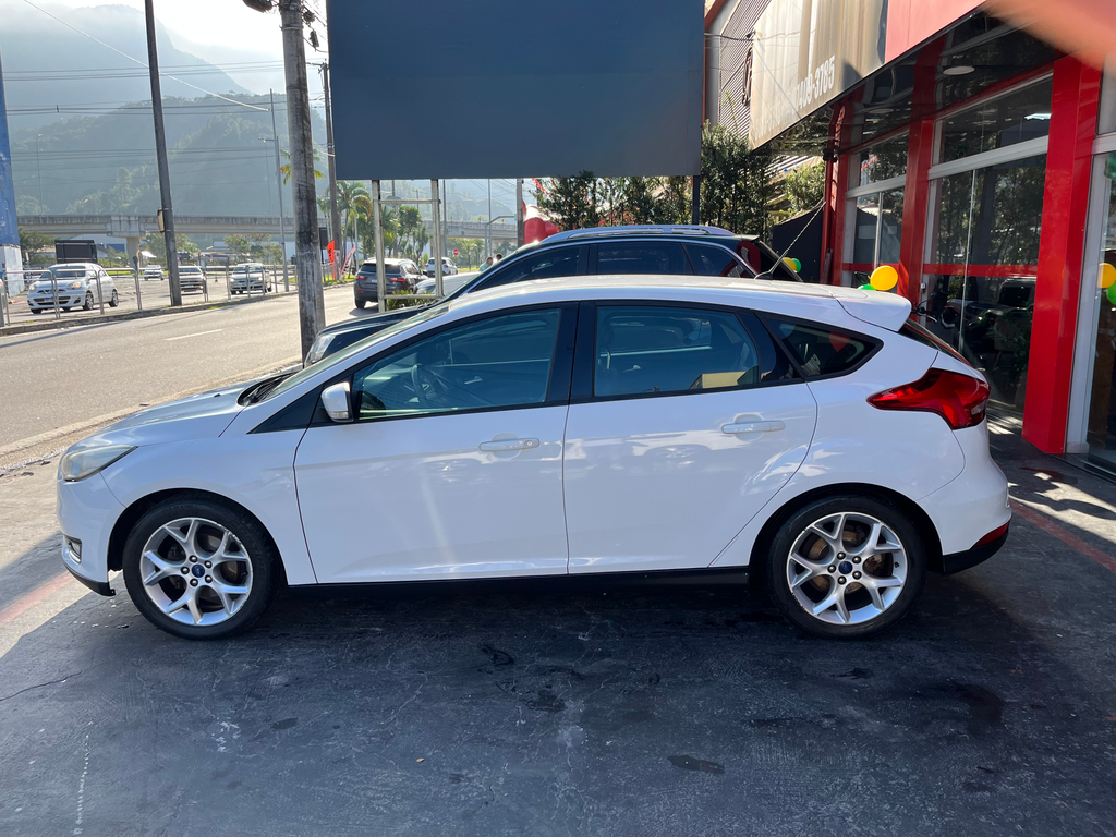 Ford Focus Branco