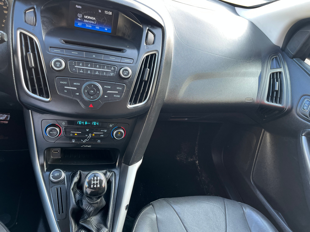 Ford Focus Branco