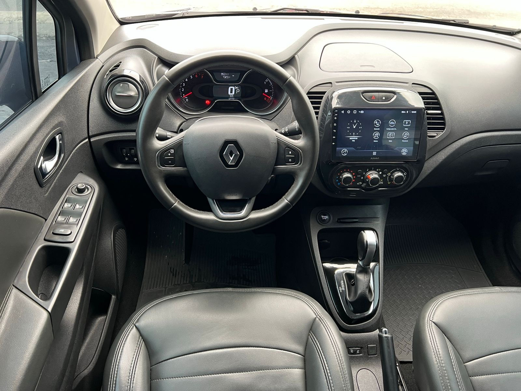 Renault Captur Cinza