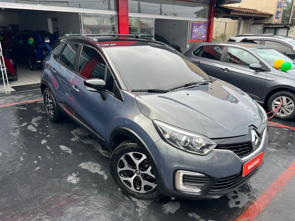 Renault Captur Cinza