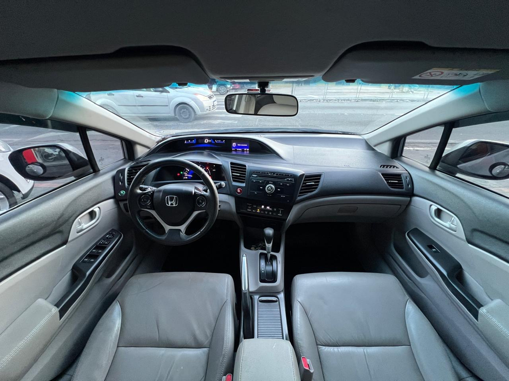 Honda Civic Prata