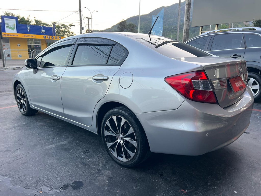 Honda Civic Prata