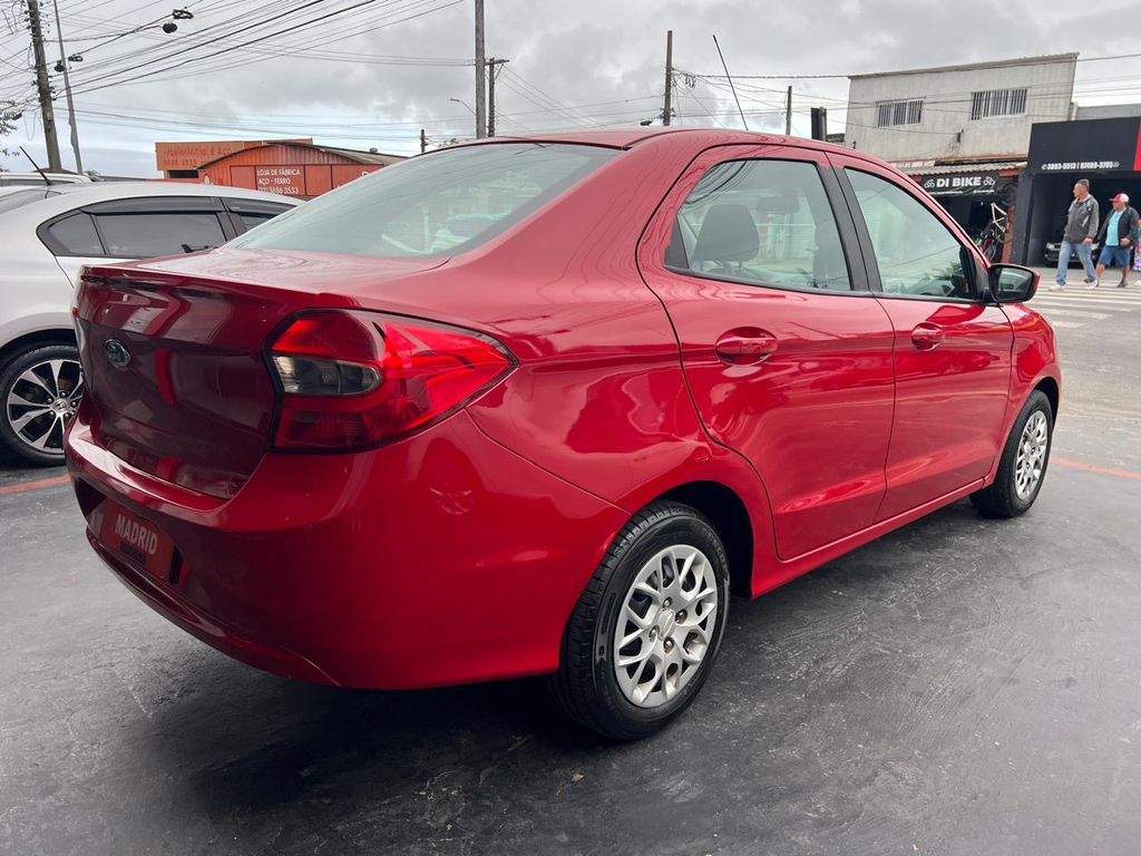 Ford Ka+ Vermelho