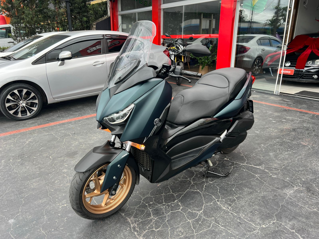 Yamaha XMAX Verde
