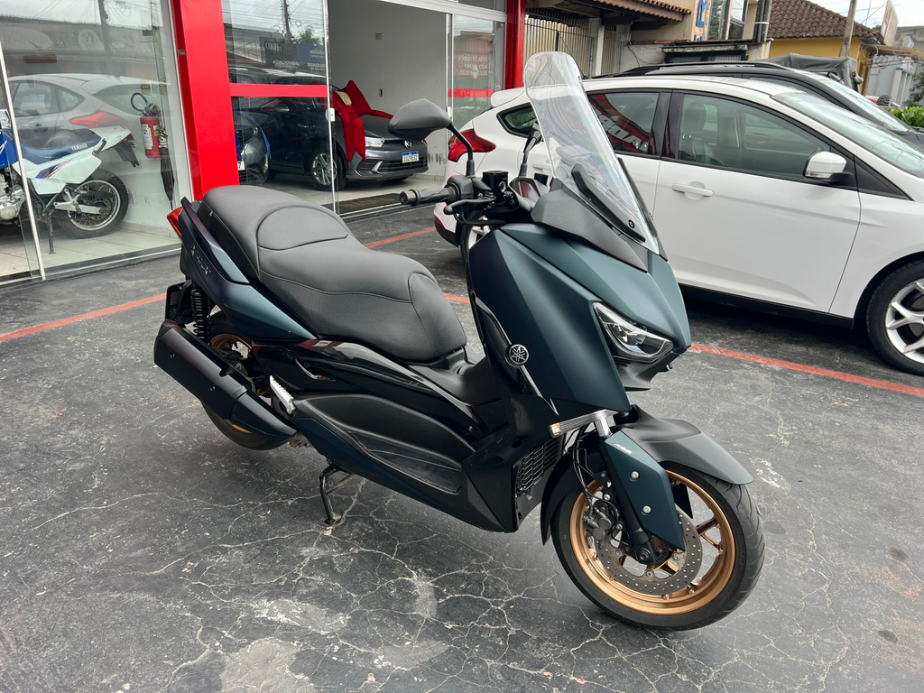 Yamaha XMAX Verde
