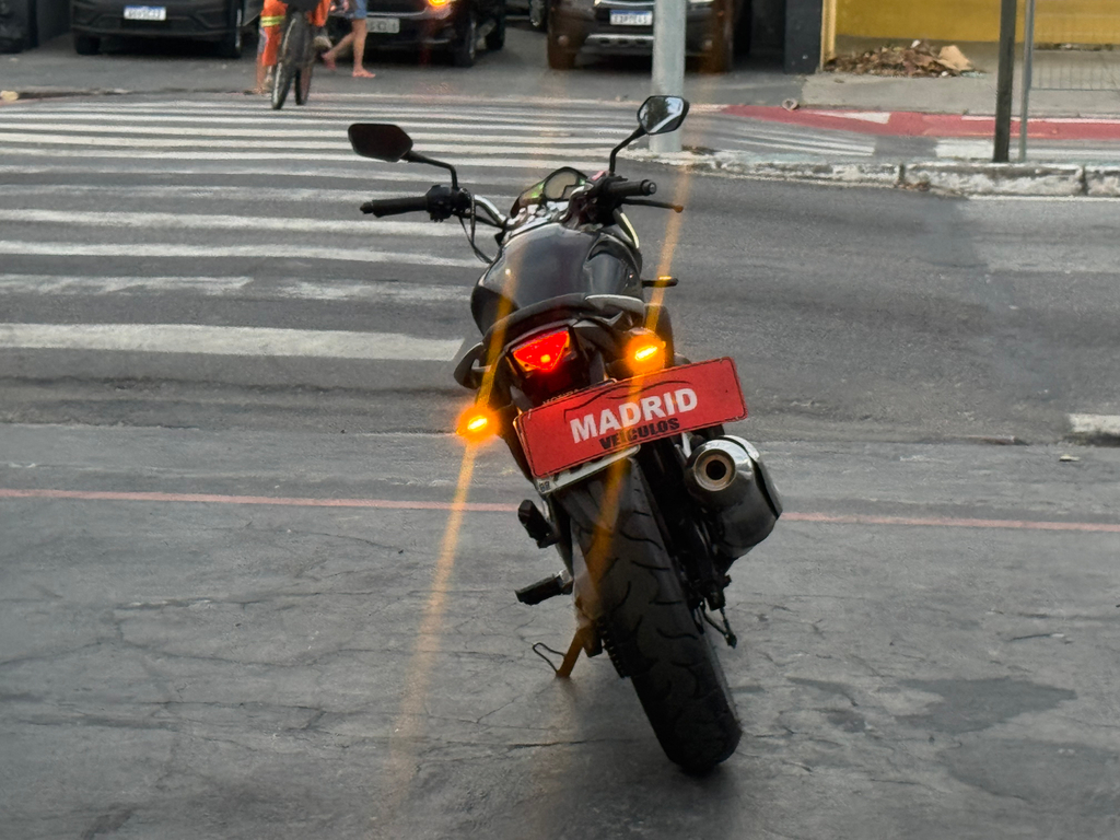 Honda CB 300R Preto