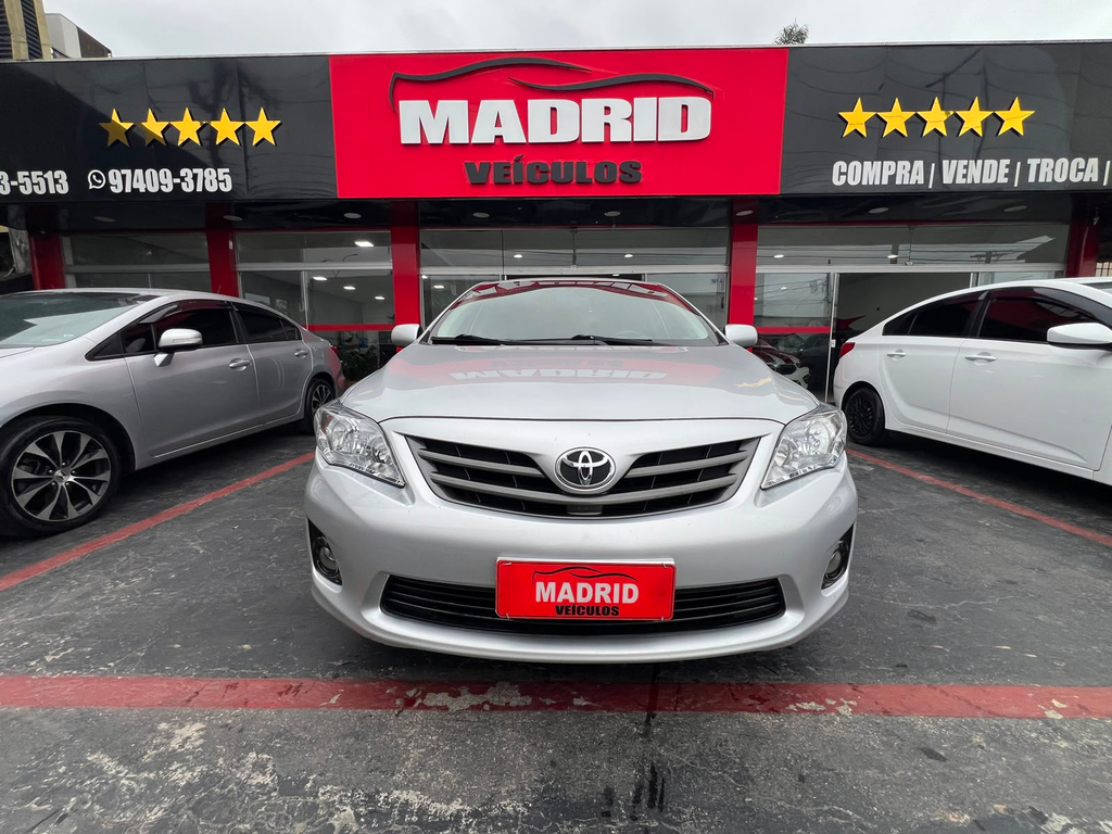 Toyota Corolla Prata