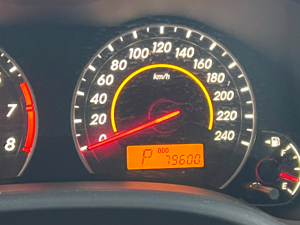 Toyota Corolla Prata