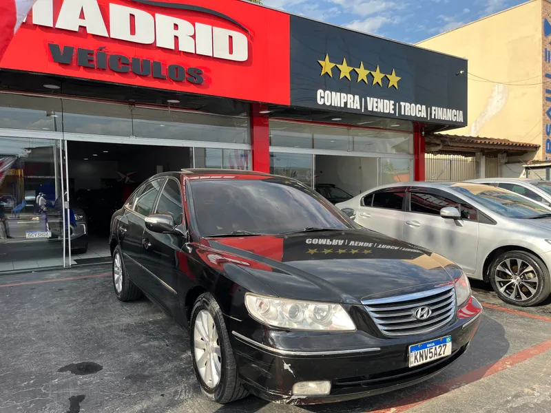 Hyundai Azera Preto