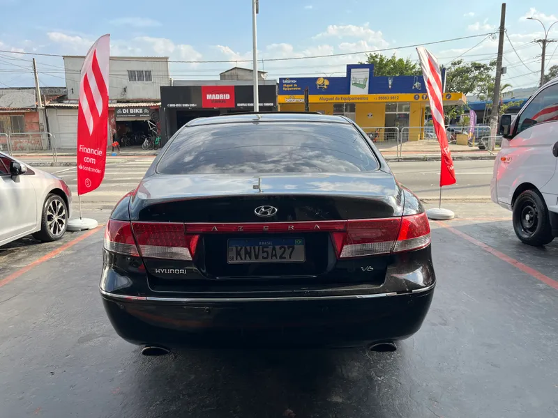 Hyundai Azera Preto