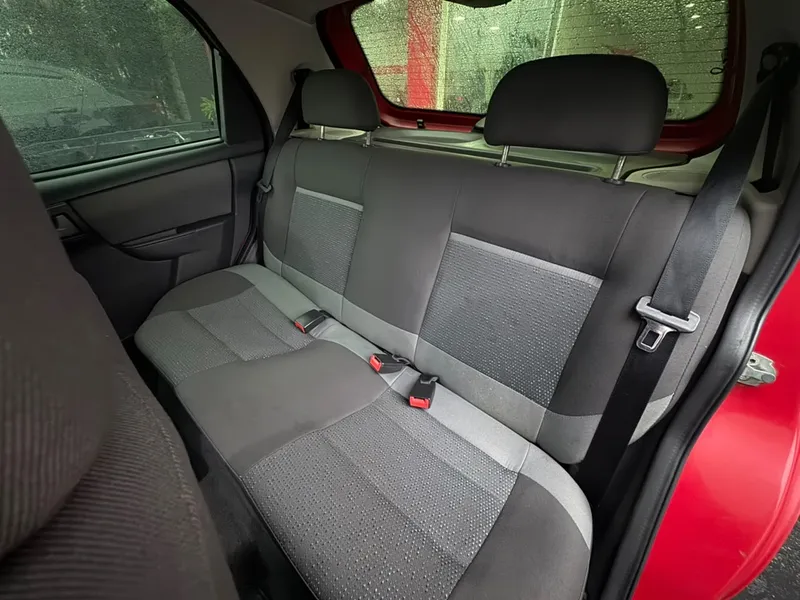 Chevrolet Celta Vermelho