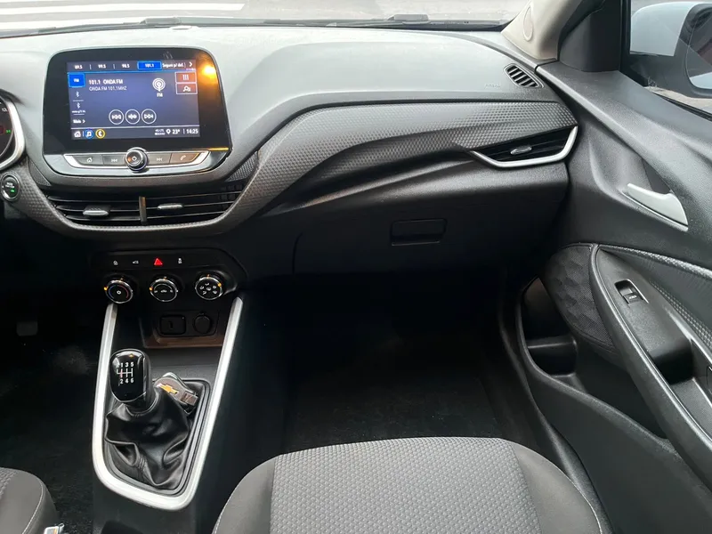 Chevrolet Onix Branco
