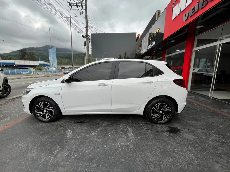 Chevrolet Onix Branco