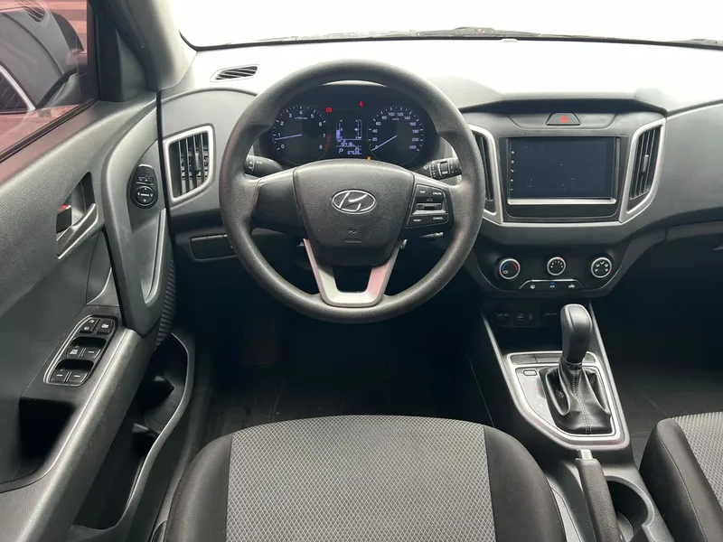 Hyundai Creta Preto