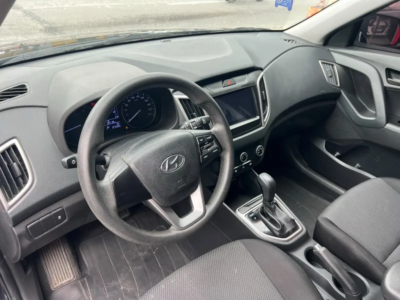 Hyundai Creta Preto