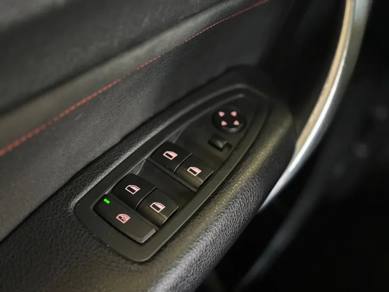 BMW Série 1 118i 1.6 Sport - foto 18