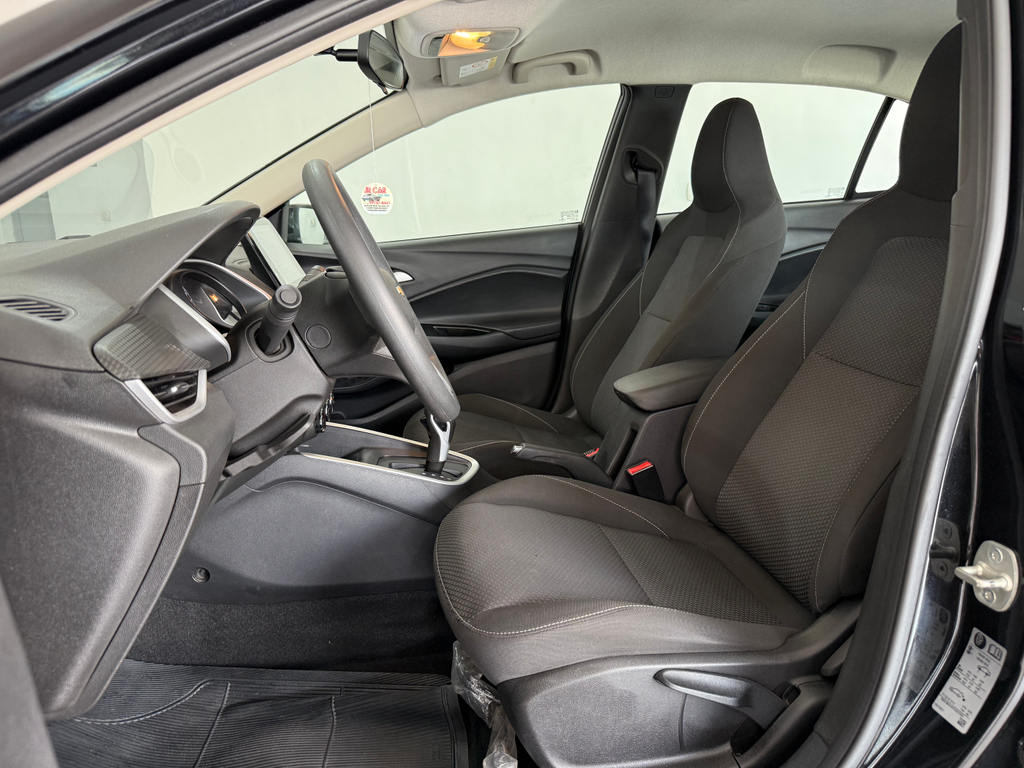 Chevrolet Onix Sedan Preto