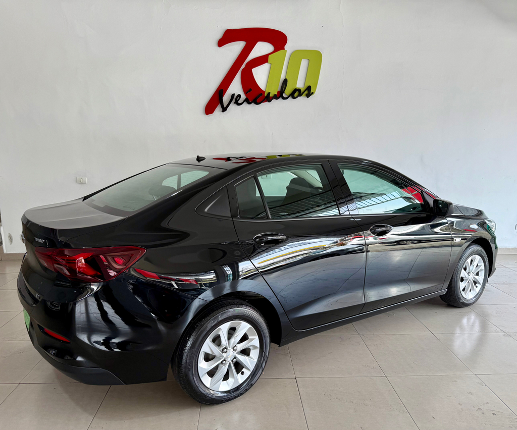 Chevrolet Onix Sedan Preto