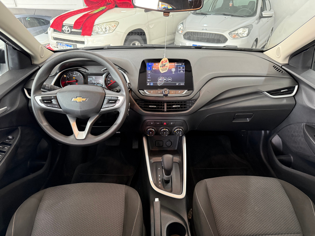 Chevrolet Onix Sedan Preto