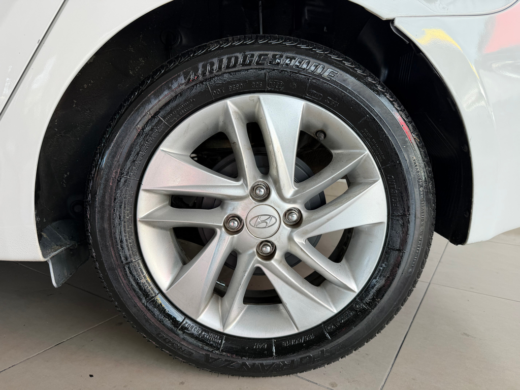 Hyundai HB20S Branco