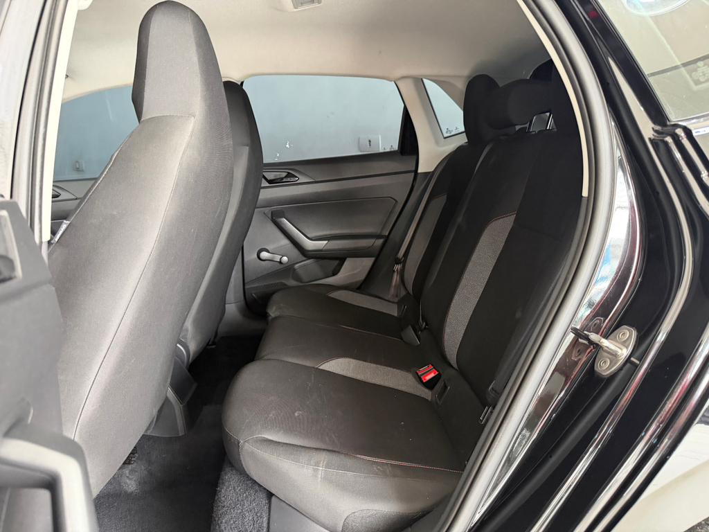 Volkswagen Polo Preto
