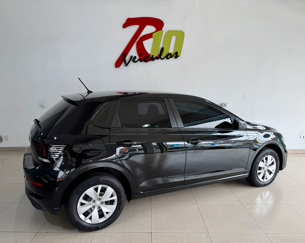 Volkswagen Polo Preto