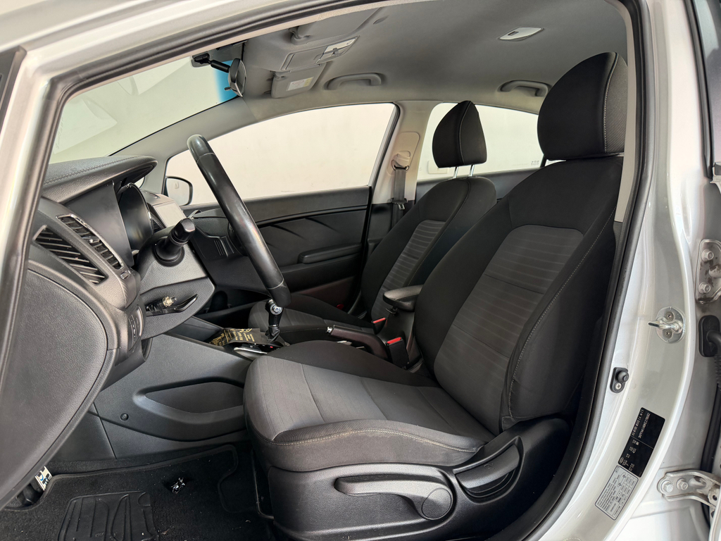 Kia Cerato Prata