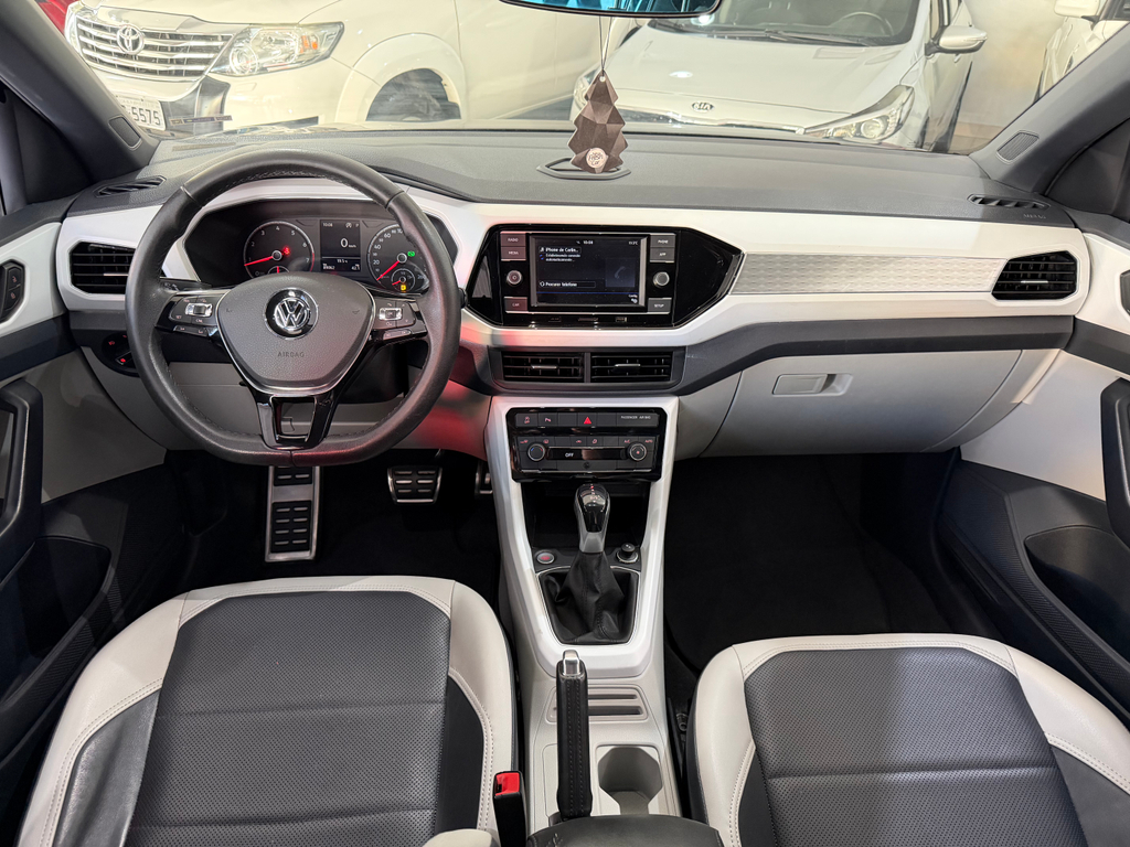 Volkswagen T-Cross Azul